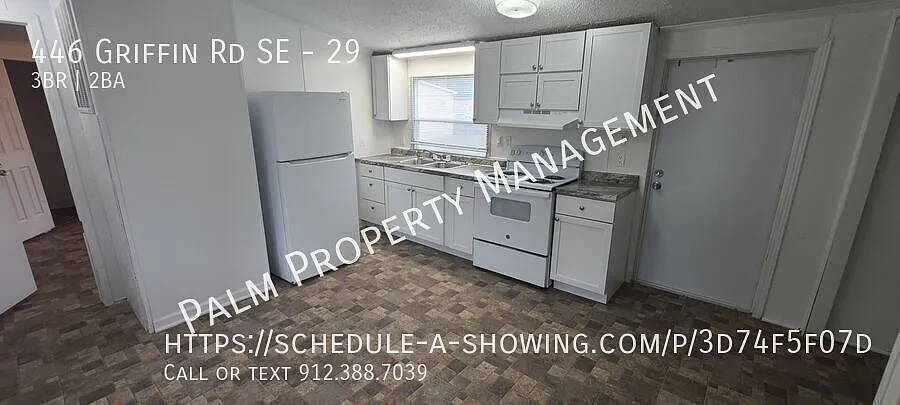 Three Bedroom, Two Bathroom home for Rent in Twin Oaks Community — Photo 3