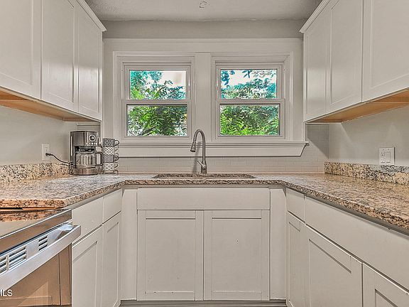 3rd image of 1020 Florida Ave