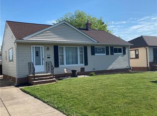 3060 Alden Dr, Parma, OH