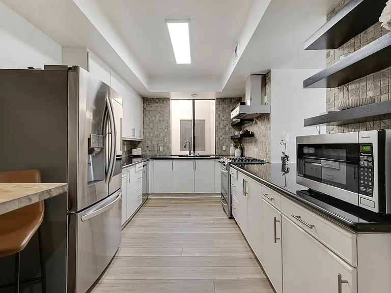 235 S Tower Dr #305 — Photo 12