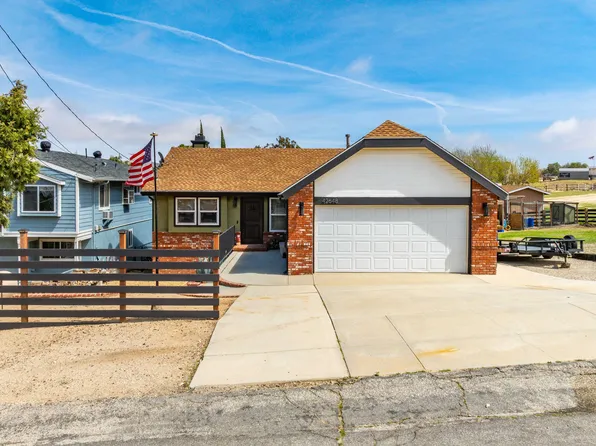 42648 Pinecliff Dr, Lake Hughes, CA 93532