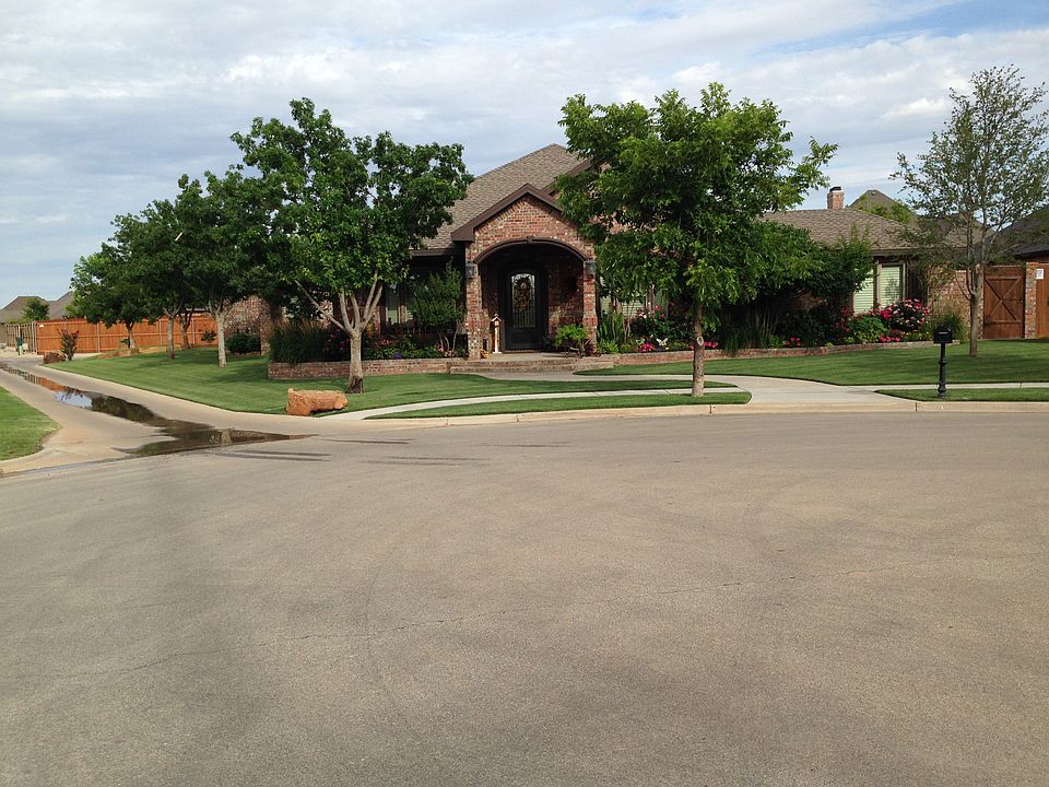 1st image of 10601 Oxford Ave