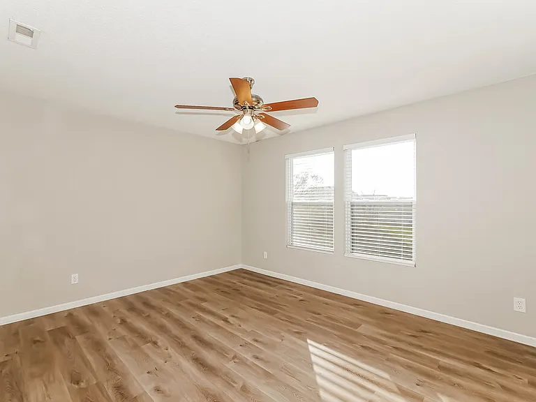 2046 Morning Light Ln — Photo 15