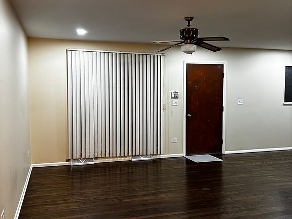 4th image of 2107 Ezra Ave