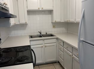 5303 Retablo Ave APT B, Las Vegas, NV 89103