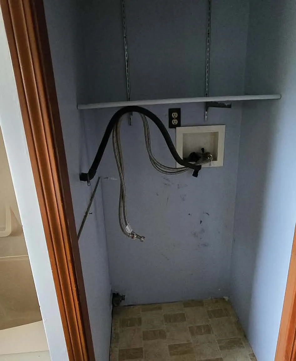4 bed, 1700 sqft, $4,100 — Photo 4