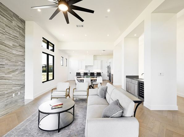 2401 Kahala Sunset Dr