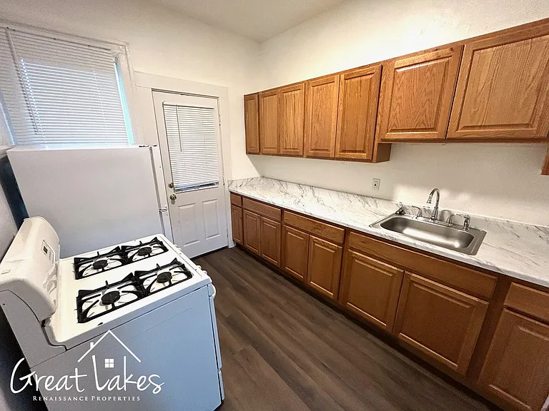 2544 Cadillac Blvd — Photo 10