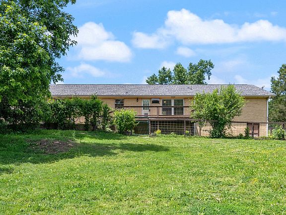 3rd image of 5324 Tidwell Hollow Rd