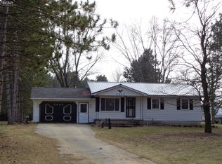 6445 Murphy Lake Rd, Millington, MI 48746