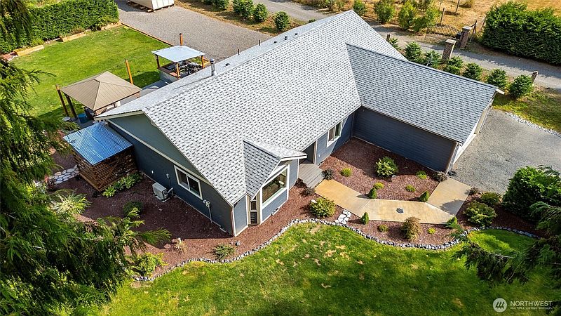 2nd image of 3226 Velvet Lane
