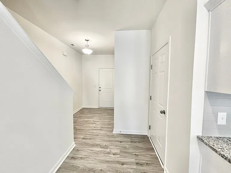 1590 Prickly Pear Dr — Photo 8