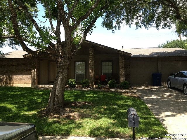 1st image of 15911 Quail Cir