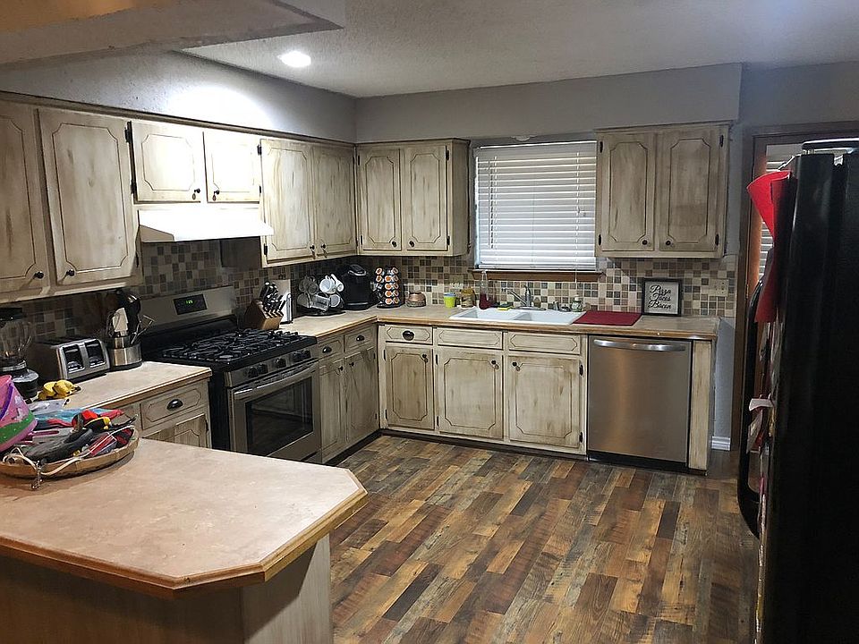 1st image of 4017 W Illinois Ave