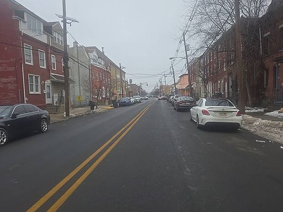 5th image of 765 E State St