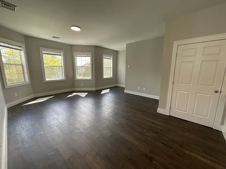 508 Park Ave #2 — Photo 3