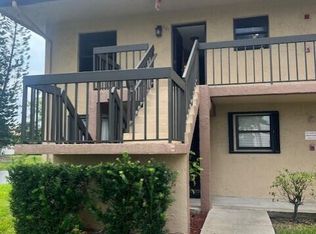 21911 Lake Forest Cir APT 201, Boca Raton, FL 33433