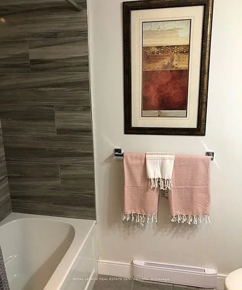 466 Oxbow Cres #6 — Photo 13