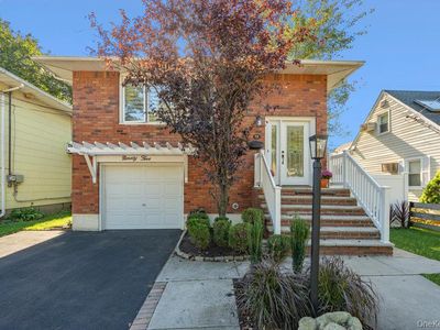95 Foster Avenue, Valley Stream, NY, 11580