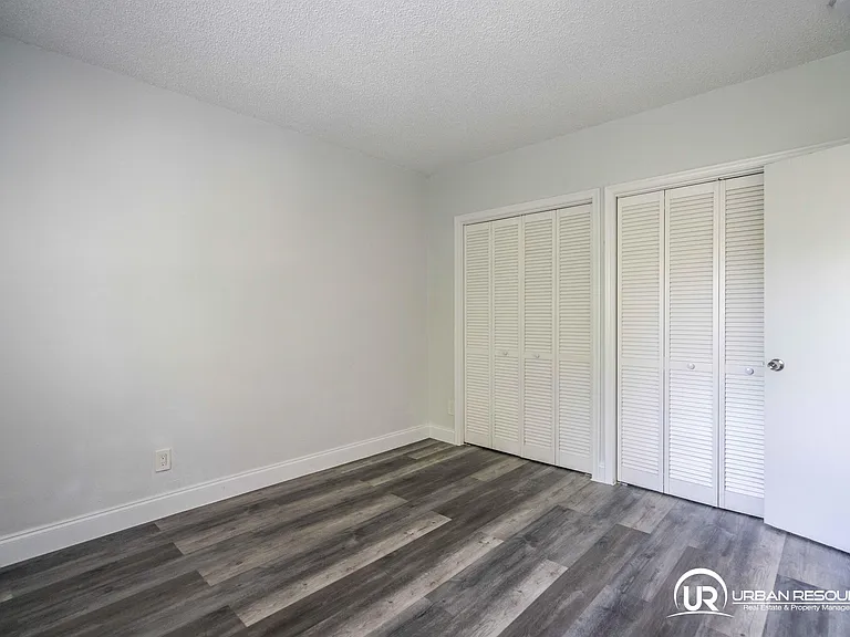 6650 Miller Dr #19 — Photo 17