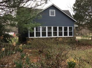 9912 Old Highway 13, Murphysboro, IL 62966