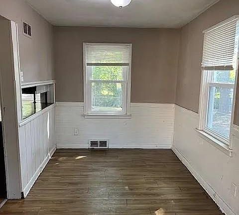 5th image of 17 Godfrey Ln