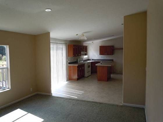 2nd image of 4910 Ewell Rd