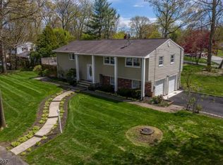 33 Stephen Ter, Parsippany, NJ 07054