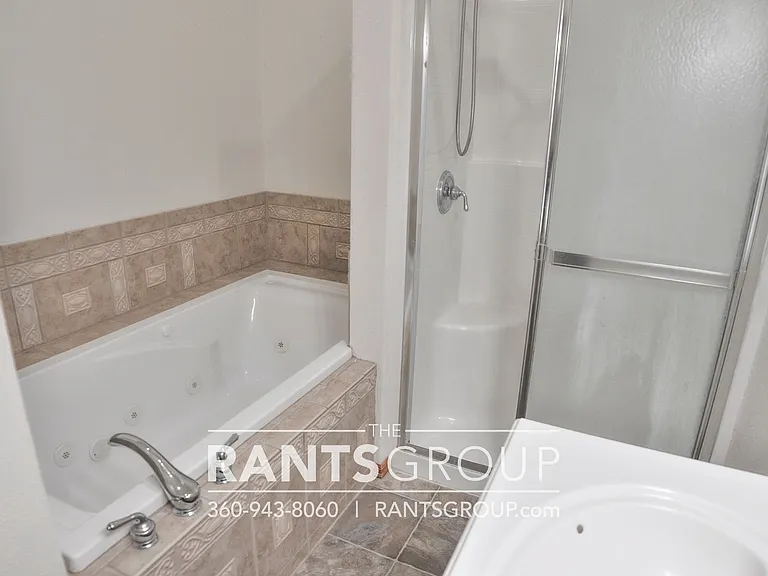 8615 Burns Dr SW — Photo 24