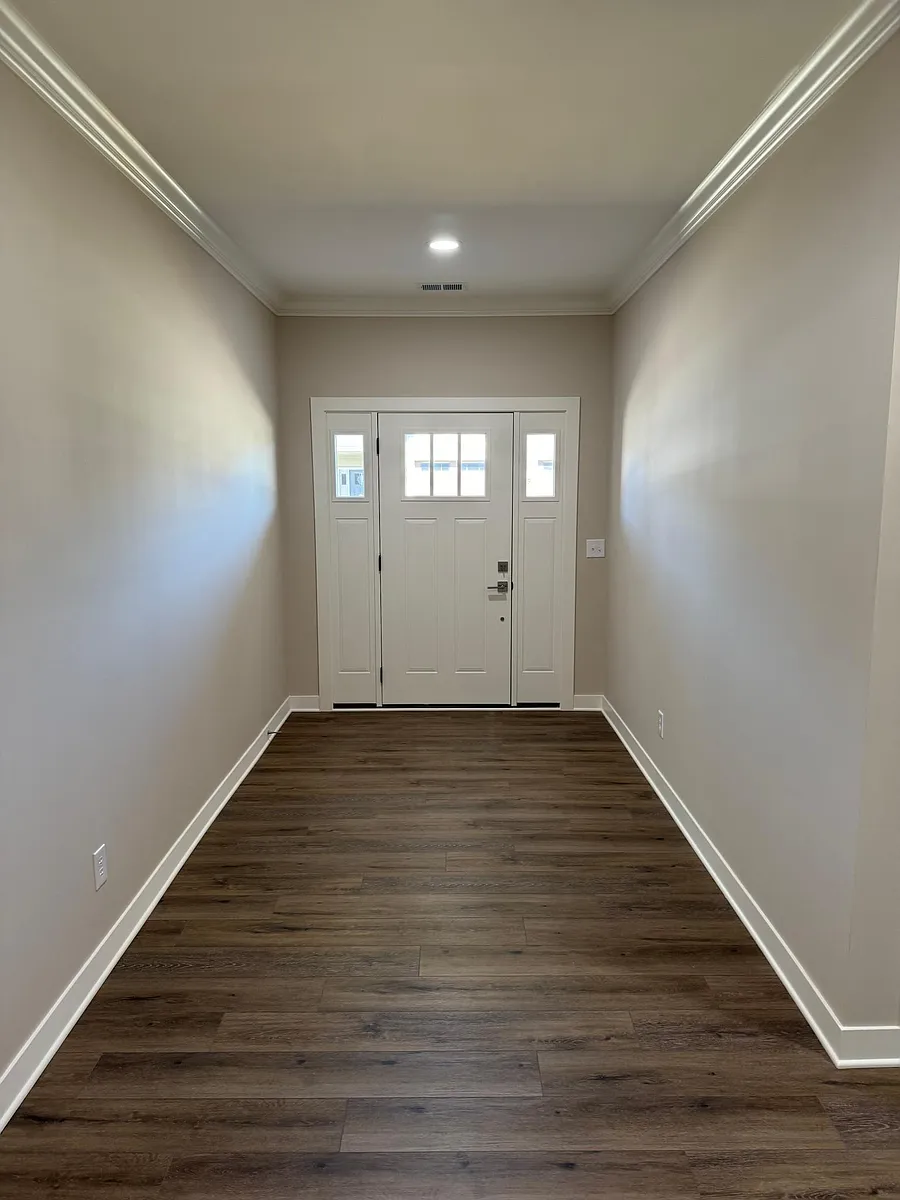 Building Photo - 3767 High Pointe Ln