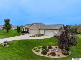 3203 SW 80th St, Lincoln, NE 68532