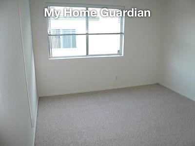 5th image of 1939 Argyle Ave APT 29