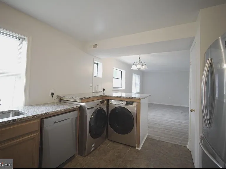 3287 15th Pl SE #102 — Photo 7
