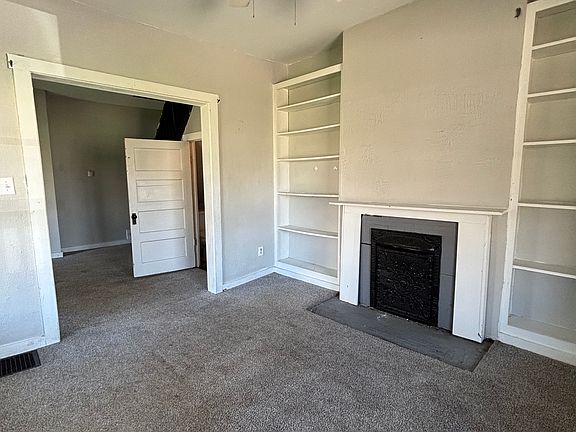 2nd image of 816 Lorain Ave