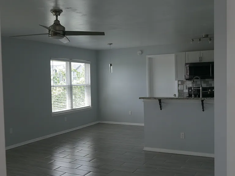 2549 Grassy Point Dr #205 — Photo 7