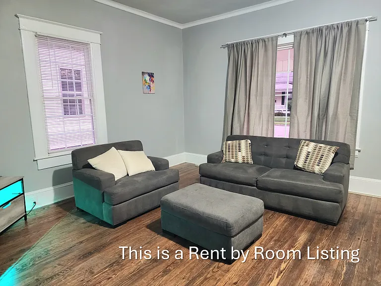 523 Avent St — Photo 12