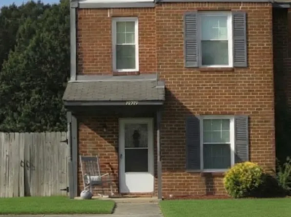 3922 Seeman Rd, Virginia Beach, VA 23452