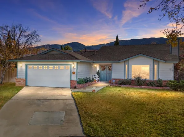 1360 El Rancho Dr, Tehachapi, CA 93561