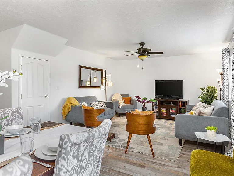 1392 W Chance Ct — Photo 17