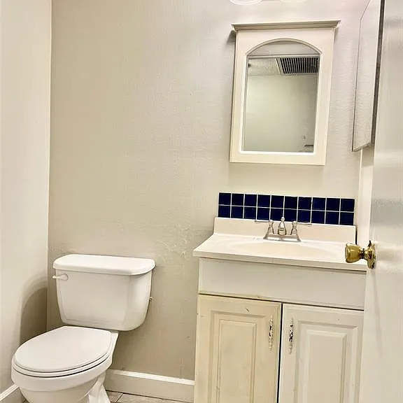 6065 Village Cir #6065 — Photo 18