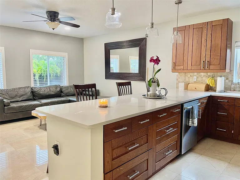 14121 SW 130th Ave — Photo 14
