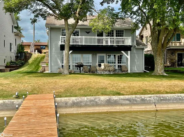 3607 N Shore Dr, Clear Lake, IA 50428