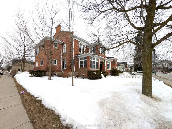 35 King St, Prince Edward County, ON