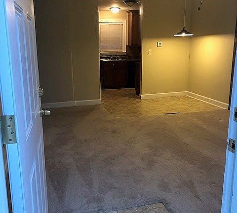 3rd image of 1159 S Crutcher Ave