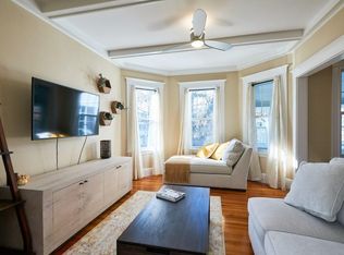 53 Aberdeen Ave #U2, Cambridge, MA 02138