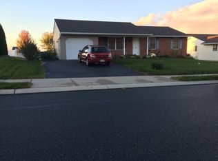 208 Sweetwater Ln #L-0525, Newmanstown, PA 17073