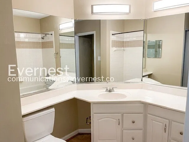20283 Beechwood Ter #201 — Photo 14