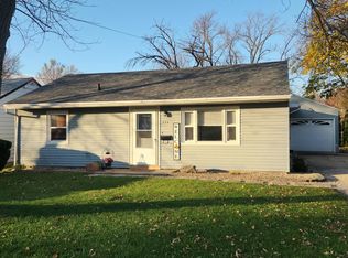 536 Erickson St, Ottawa, IL 61350