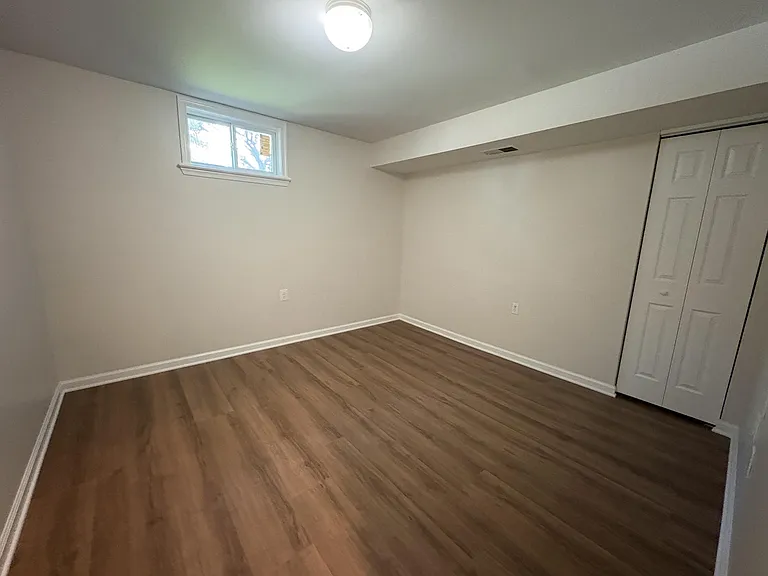 4305 Pleasant Valley Rd — Photo 17