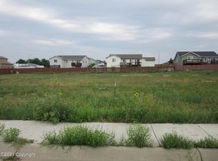 1401 Manchester St, Gillette, WY 82716